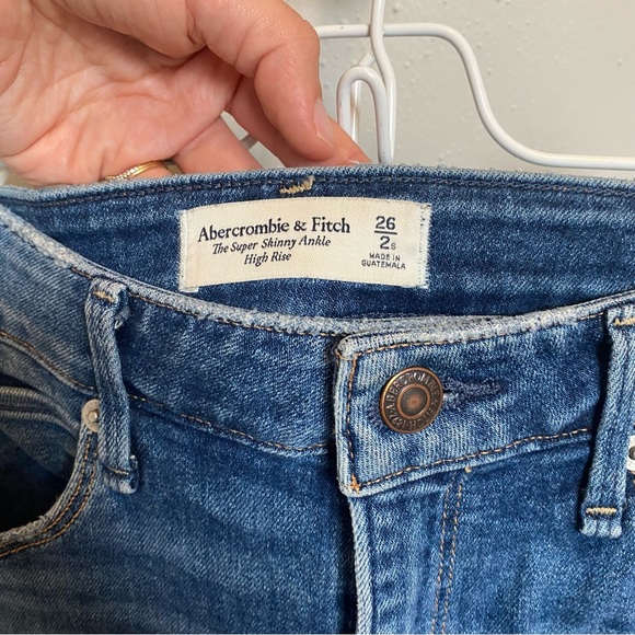 Abercrombie & Fitch High Rise Super Skinny Ankle Jeans - Picture 5 of 5